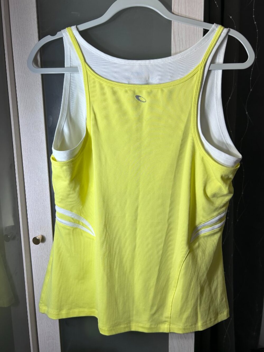 Women's Butter Yellow Tek Gear Tennis Activewear Tank Size Extra Large - Picture 6 of 6